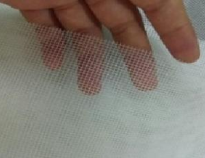 Lưới thủy tinh mềm 2x2 rộng 1m dài 30m 70g( 255,000/cuộn)