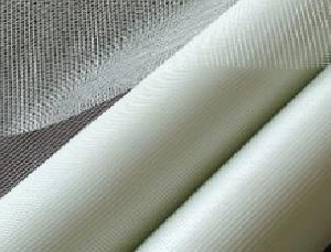 Lưới thủy tinh mềm 3x3mm rộng 1m dài 50m 45g ( 260,000/cuộn)